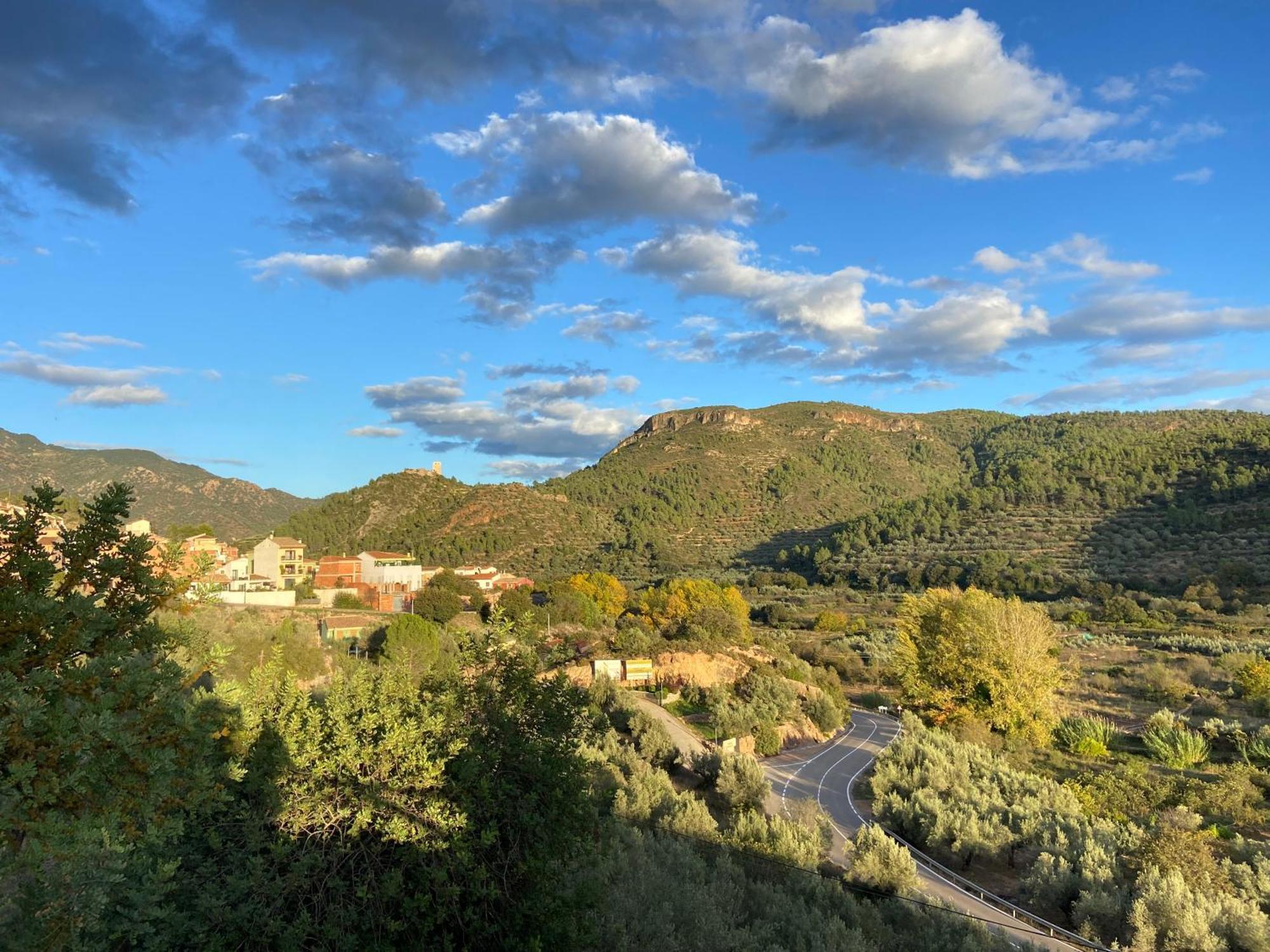 Remote Work In Spanish Mediterranean Countryside Vall de Almonacid Экстерьер фото